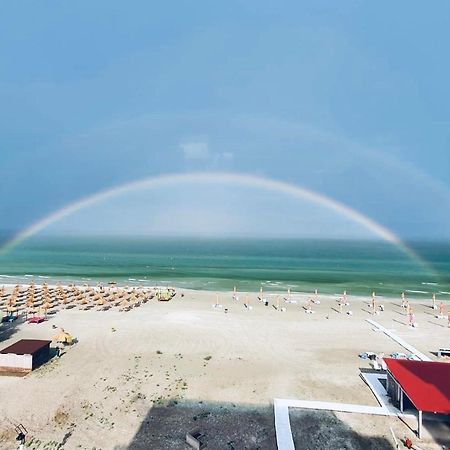 Apartament La Plaja Promenada Wave3 Năvodari Eksteriør billede